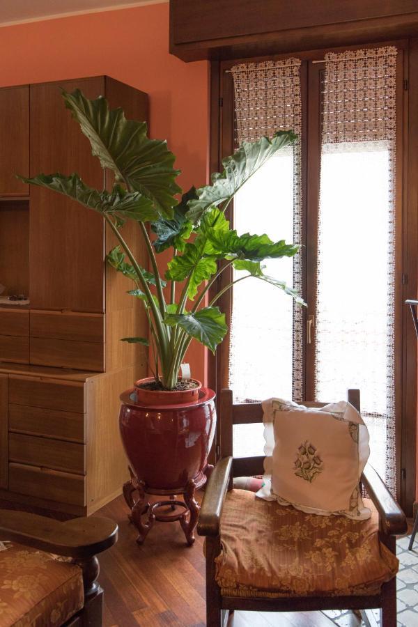 A Casa Di Anna, Elegant Flat In Cremona Appartement Buitenkant foto
