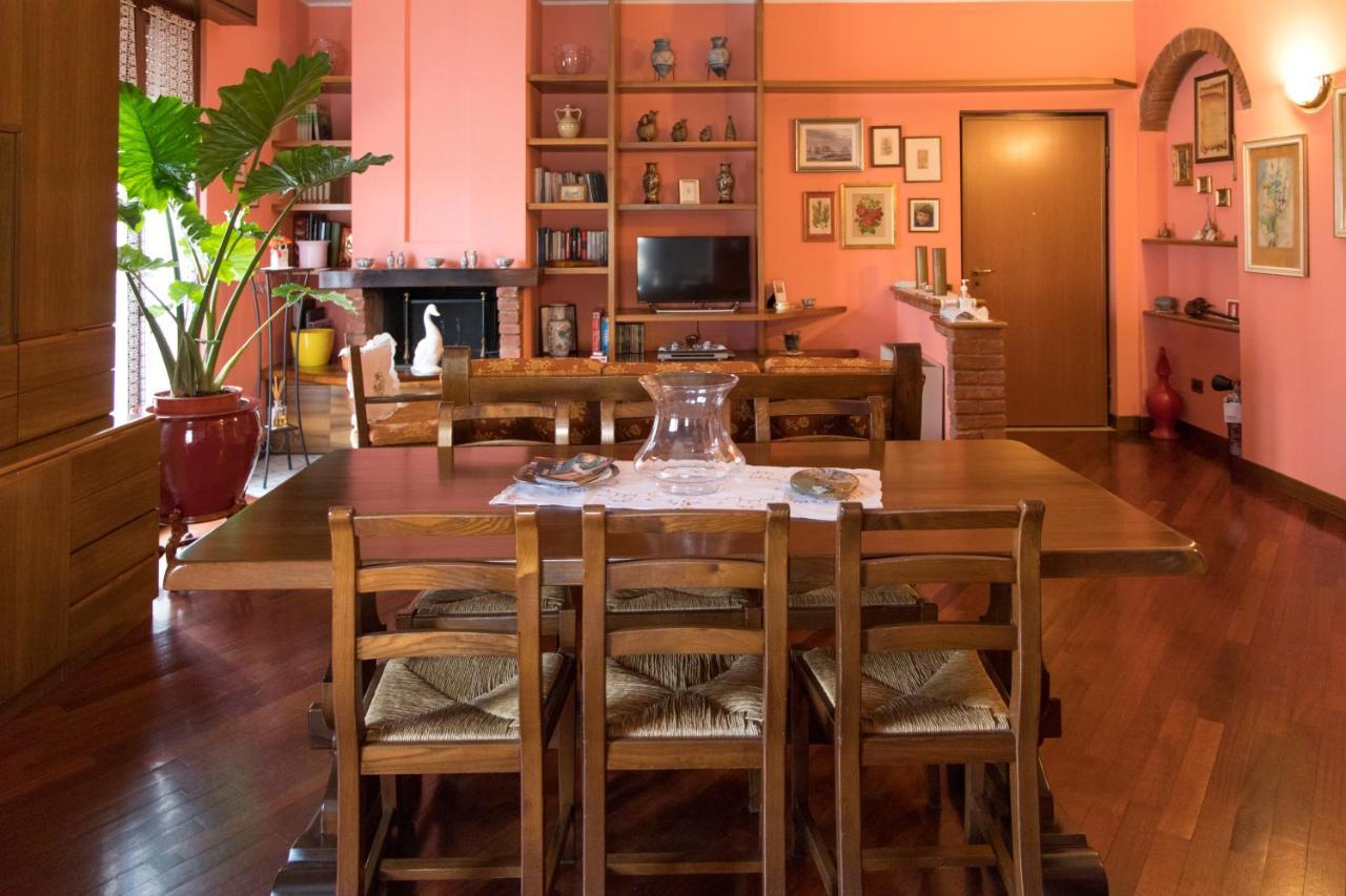 A Casa Di Anna, Elegant Flat In Cremona Appartement Buitenkant foto
